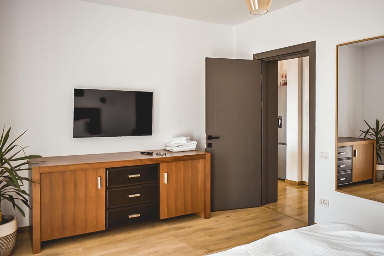 Stone With Sauna Apartment *